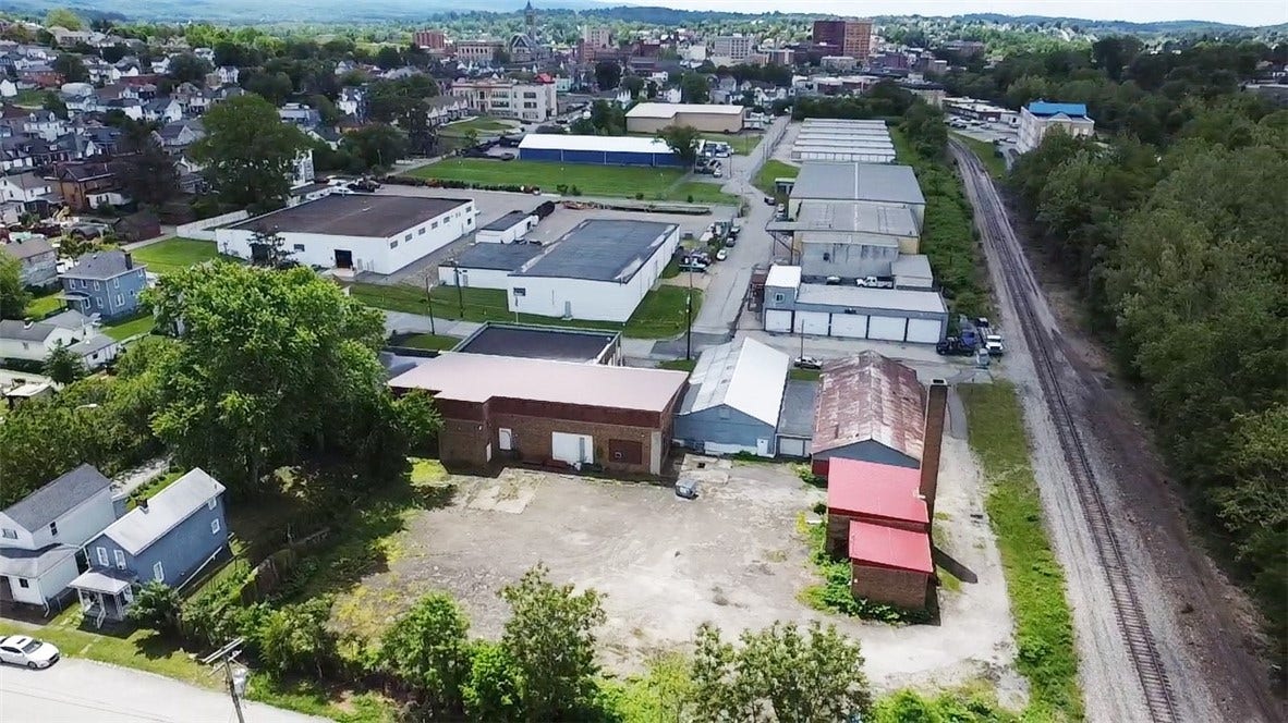 45 W Kerr Street, Uniontown, PA 15401