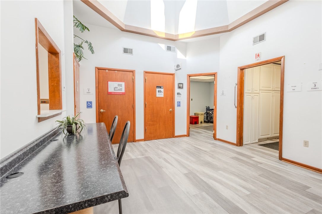 310 Mulberry St, Scottdale, PA 15683