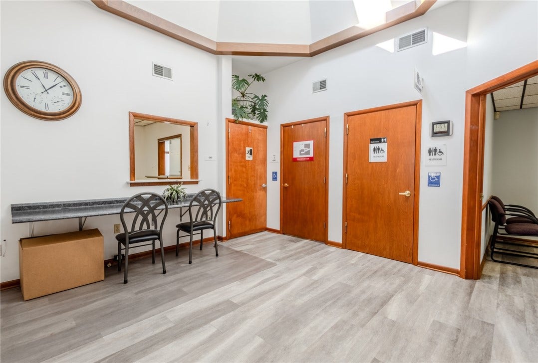 310 Mulberry St, Scottdale, PA 15683