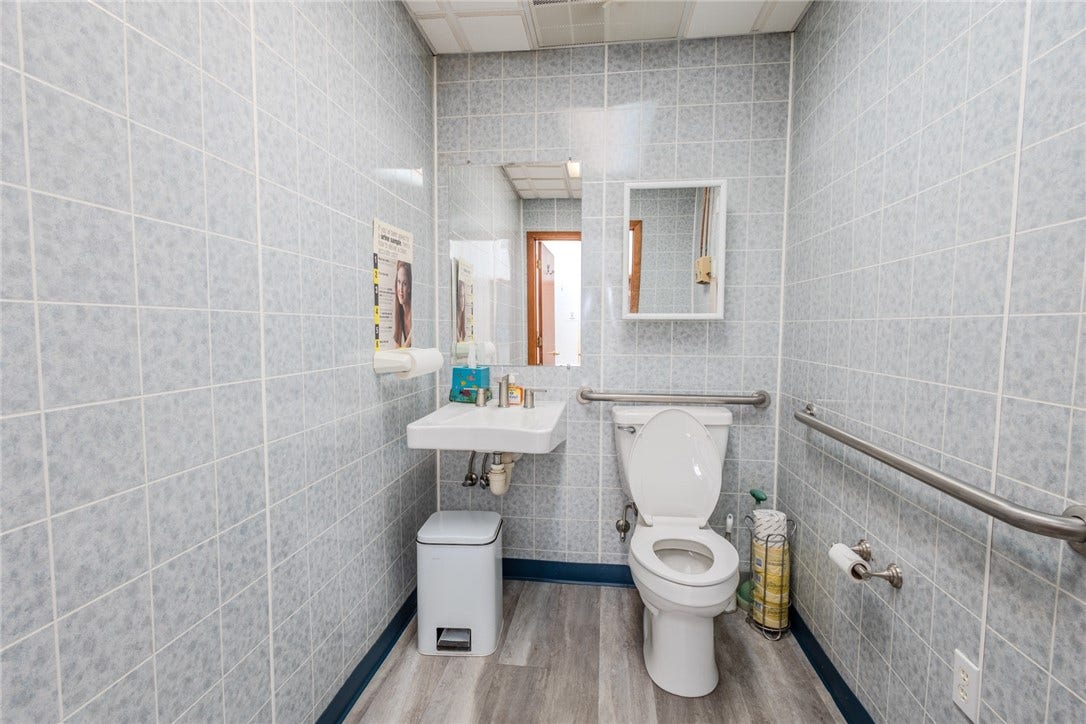 310 Mulberry St, Scottdale, PA 15683