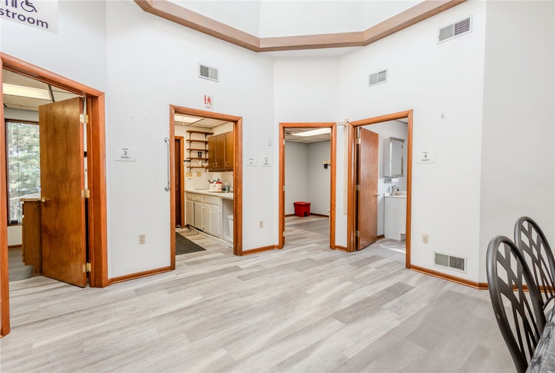 310 Mulberry St, Scottdale, PA 15683