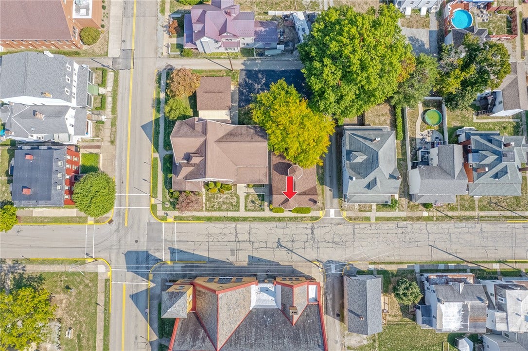 310 Mulberry St, Scottdale, PA 15683