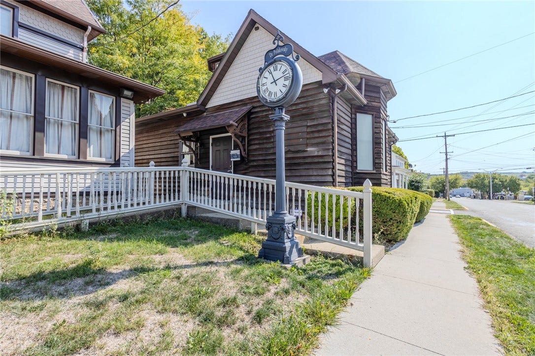 310 Mulberry St, Scottdale, PA 15683