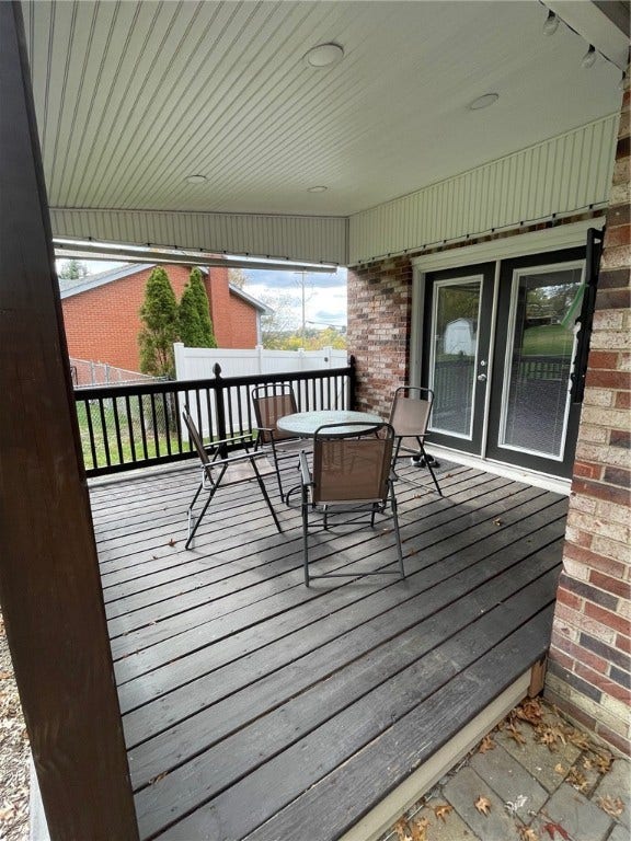 13 Willow Crossing Road, Greensburg, PA 15601