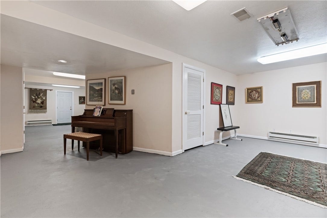 1800 Scarlett Drive, Pittsburgh, PA 15241 1800 Scarlett Drive, Pittsburgh, PA 15241