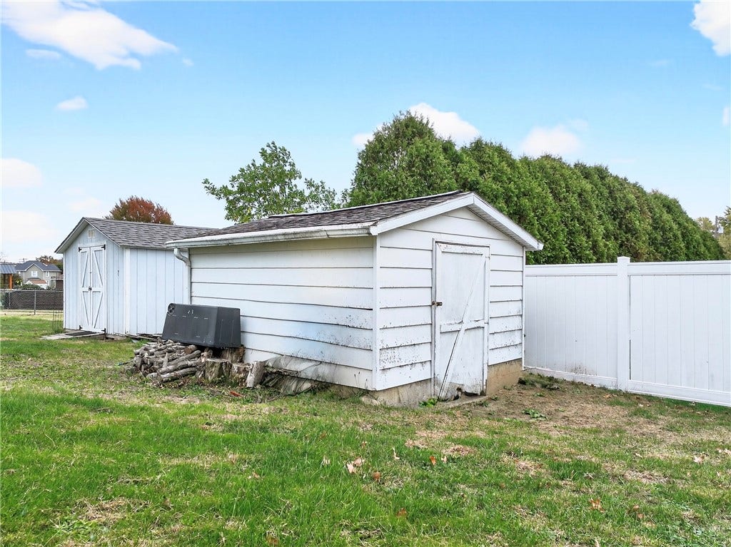815 Washington Rd., Belle Vernon, PA 15012