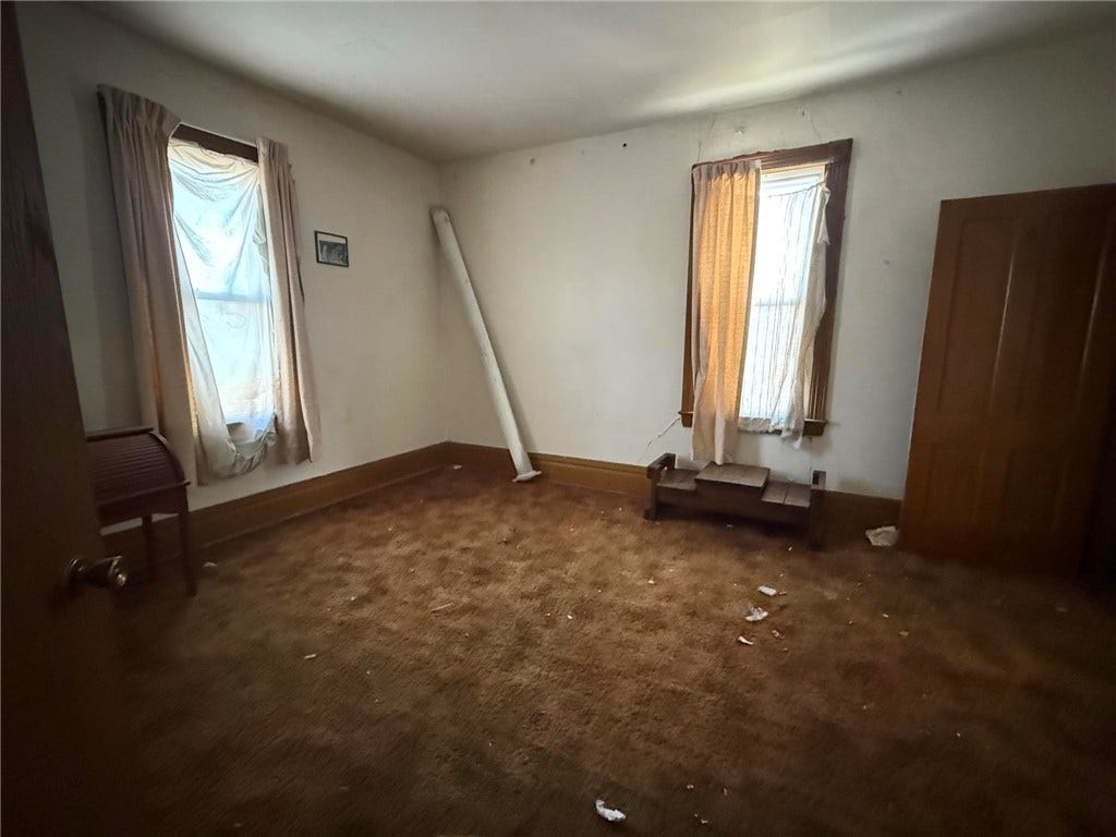 104 E CHURCH AVENUE, Masontown, PA 15461