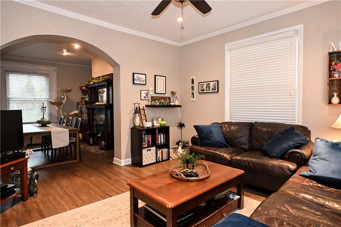 208 Independence Street, Perryopolis, PA 15473