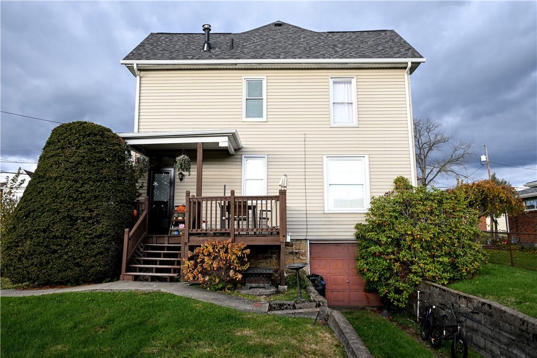 208 Independence Street, Perryopolis, PA 15473