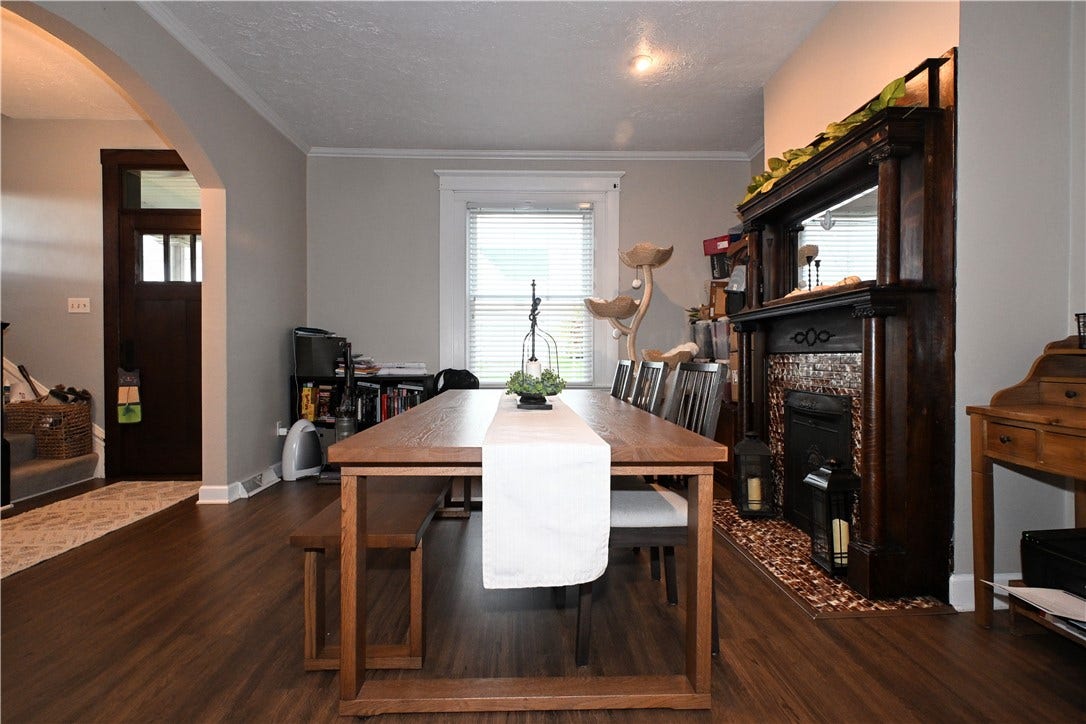 208 Independence Street, Perryopolis, PA 15473