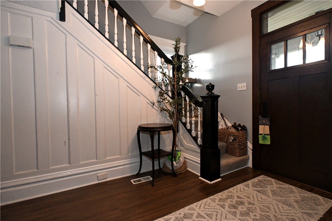 208 Independence Street, Perryopolis, PA 15473