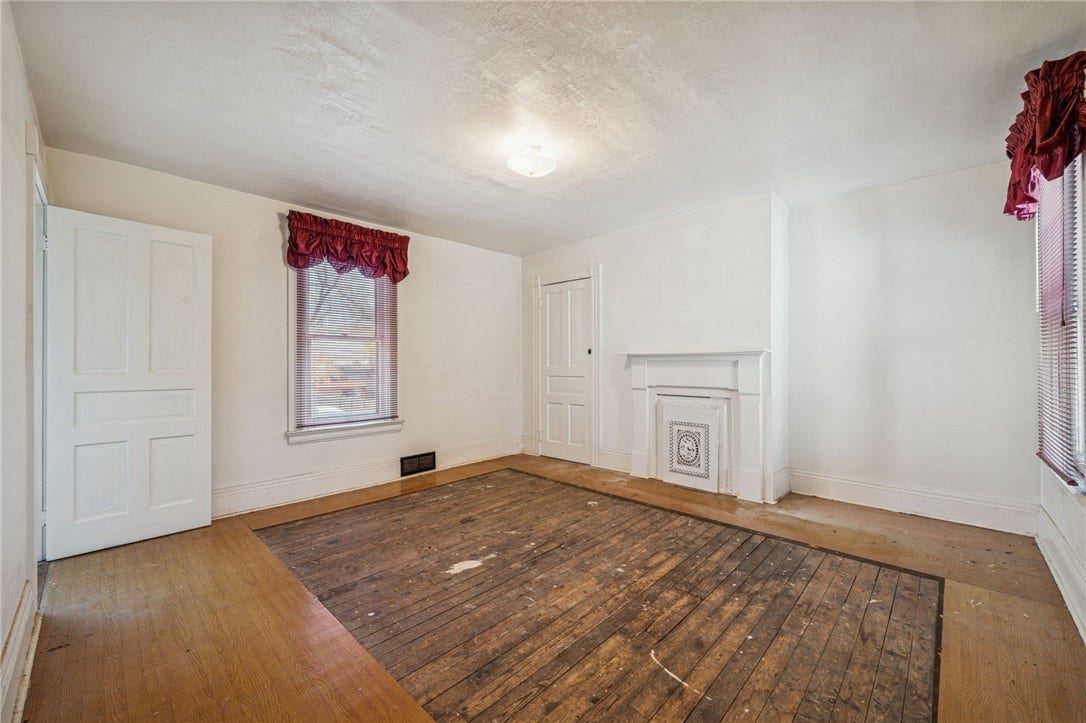 1280 Armstrong Street, North Huntingdon, PA 15647