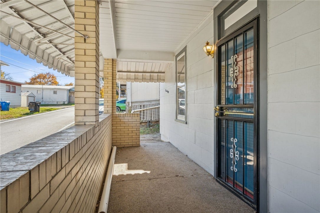 1280 Armstrong Street, North Huntingdon, PA 15647
