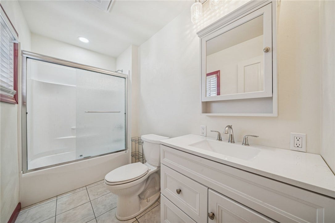 1280 Armstrong Street, North Huntingdon, PA 15647