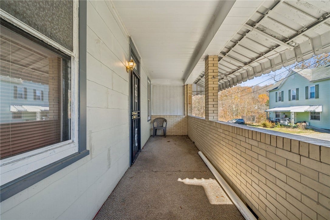 1280 Armstrong Street, North Huntingdon, PA 15647
