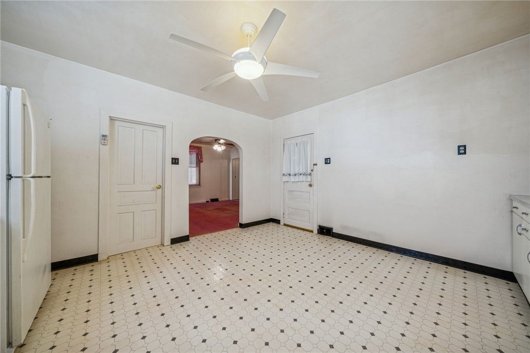 1280 Armstrong Street, North Huntingdon, PA 15647