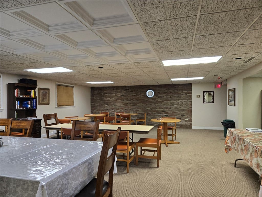 820 E Beau St, #2L, Washington, PA 15301