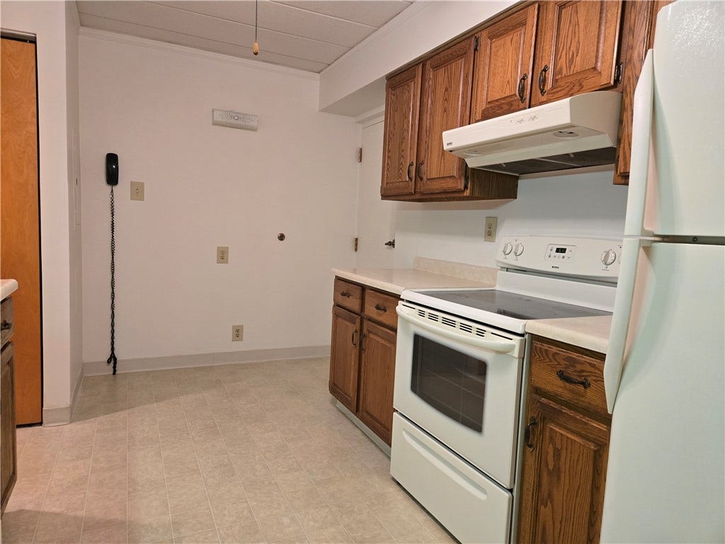 820 E Beau St, #2L, Washington, PA 15301
