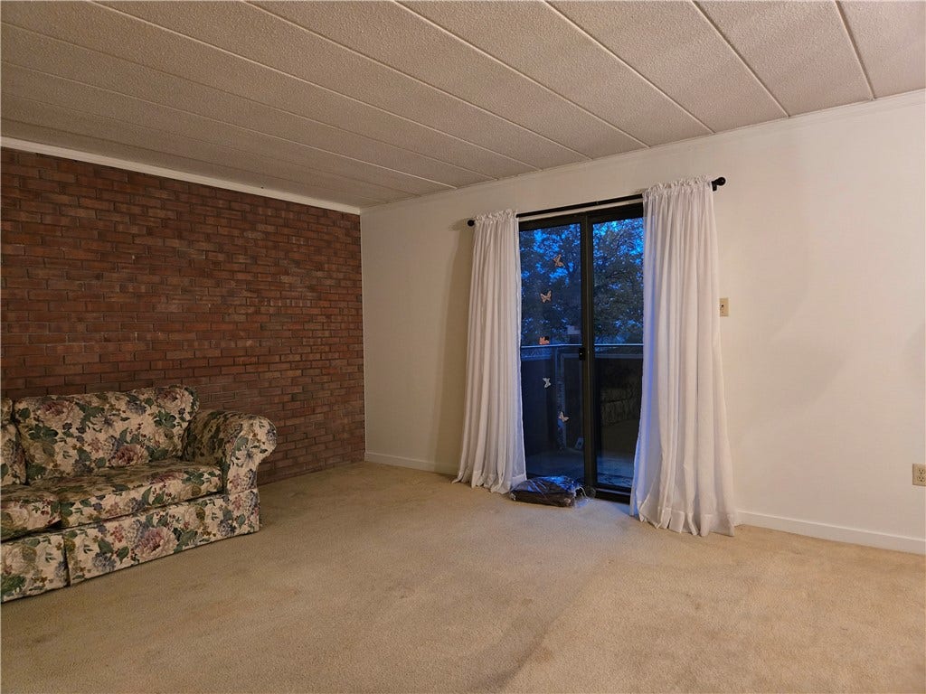 820 E Beau St, #2L, Washington, PA 15301