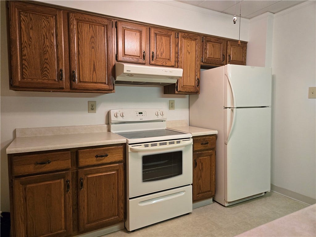 820 E Beau St, #2L, Washington, PA 15301