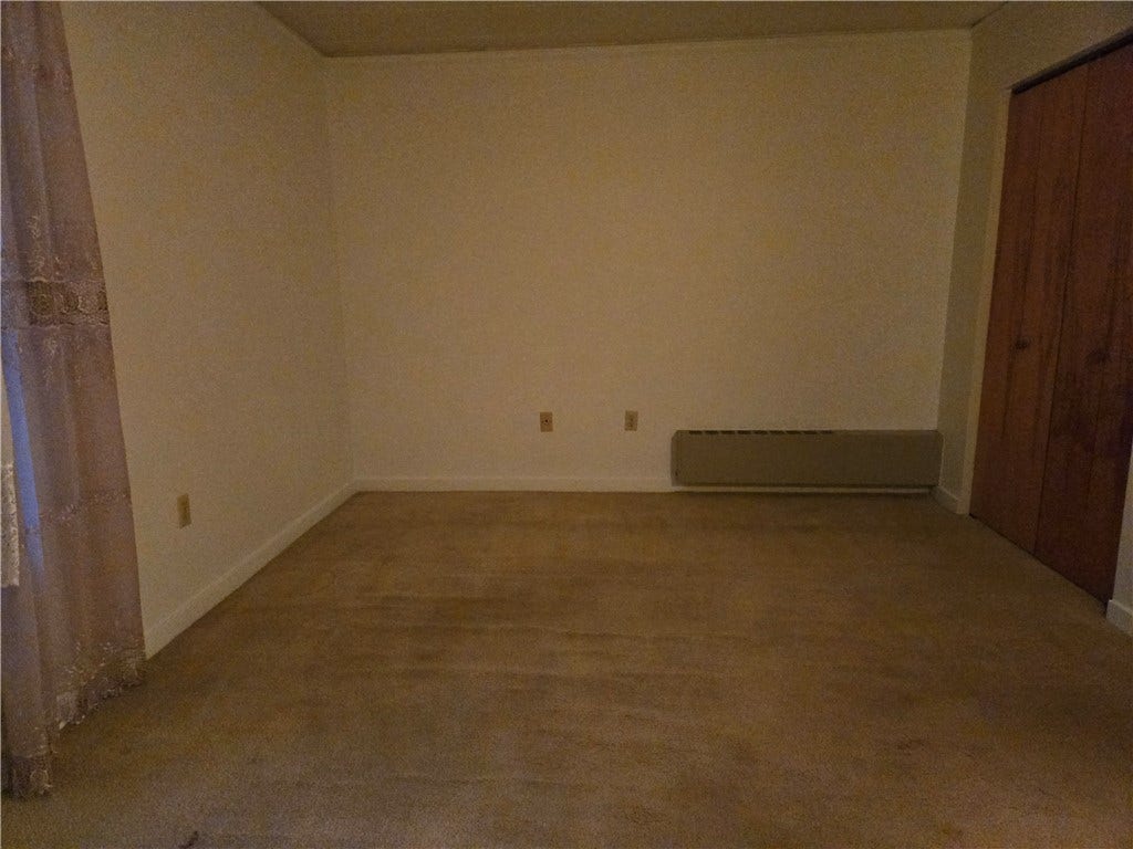 820 E Beau St, #2L, Washington, PA 15301