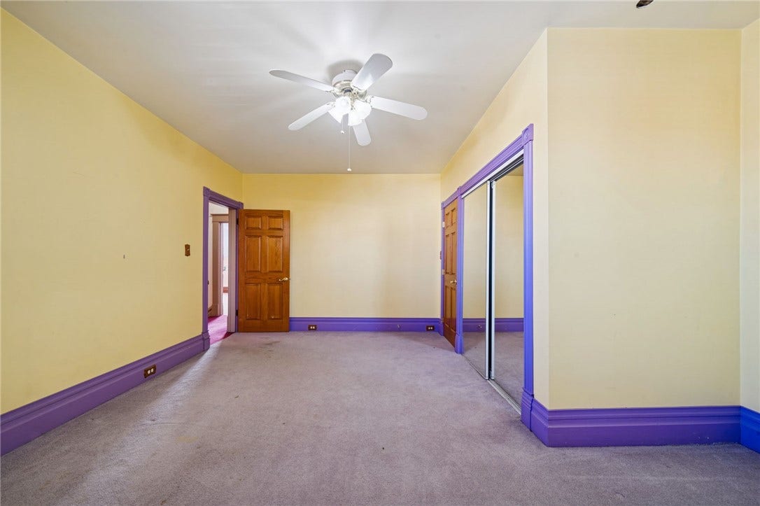 120 N 1st St, Jeannette, PA 15644