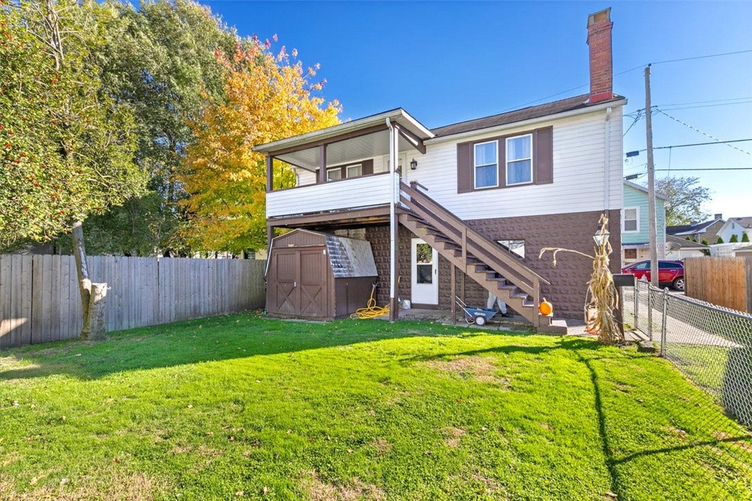 209 E South St, Connellsville, PA 15425