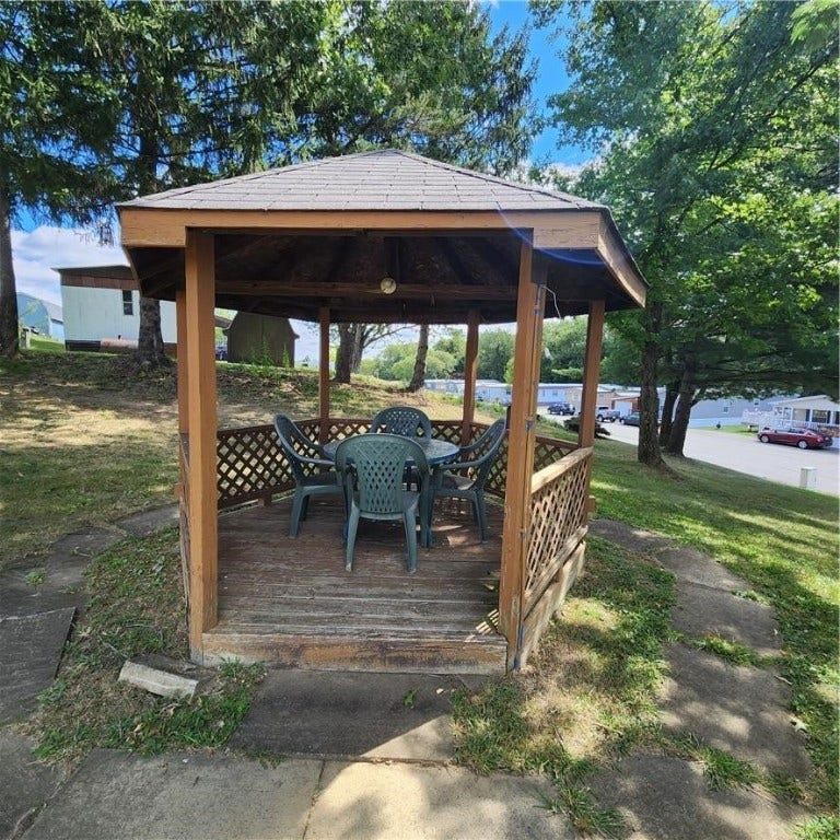 502 Bower Ave, Washington, PA 15301