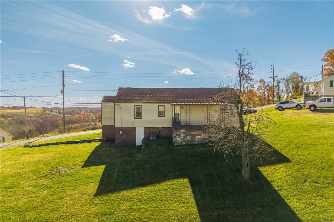 275 Hallam Rd, Washington, PA 15301