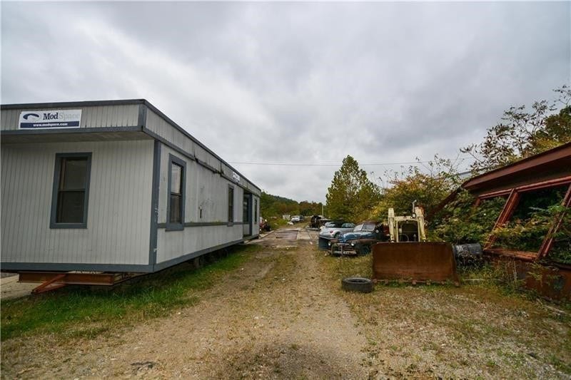 145 Bellview Road, Connellsville, PA 15425