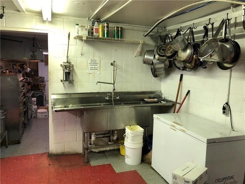 1701 Buttermore Boulevard, Connellsville, PA 15425