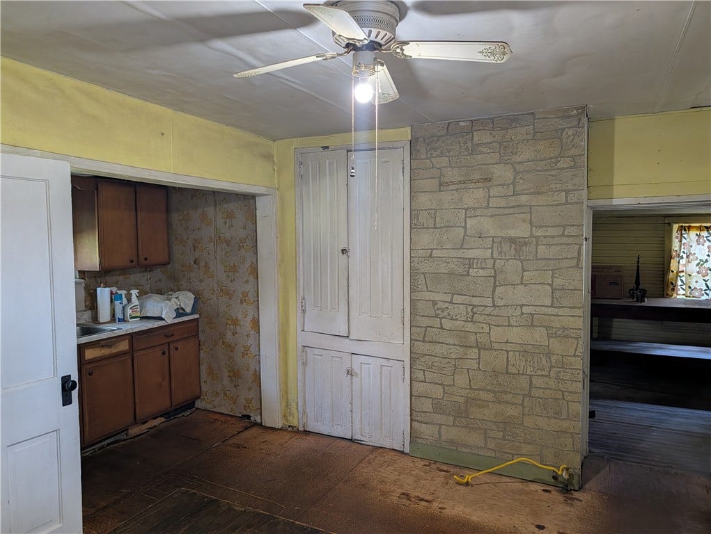 315 Telegraph Rd., Brownsville, PA 15417