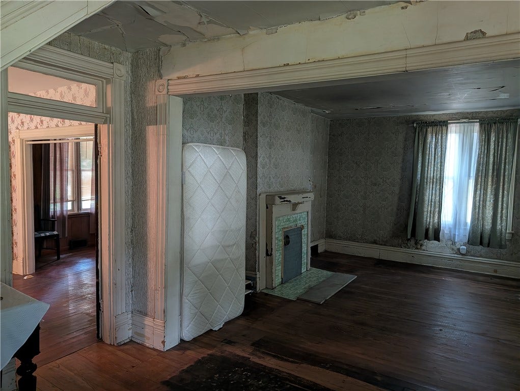 315 Telegraph Rd., Brownsville, PA 15417