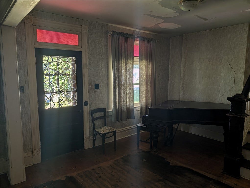 315 Telegraph Rd., Brownsville, PA 15417
