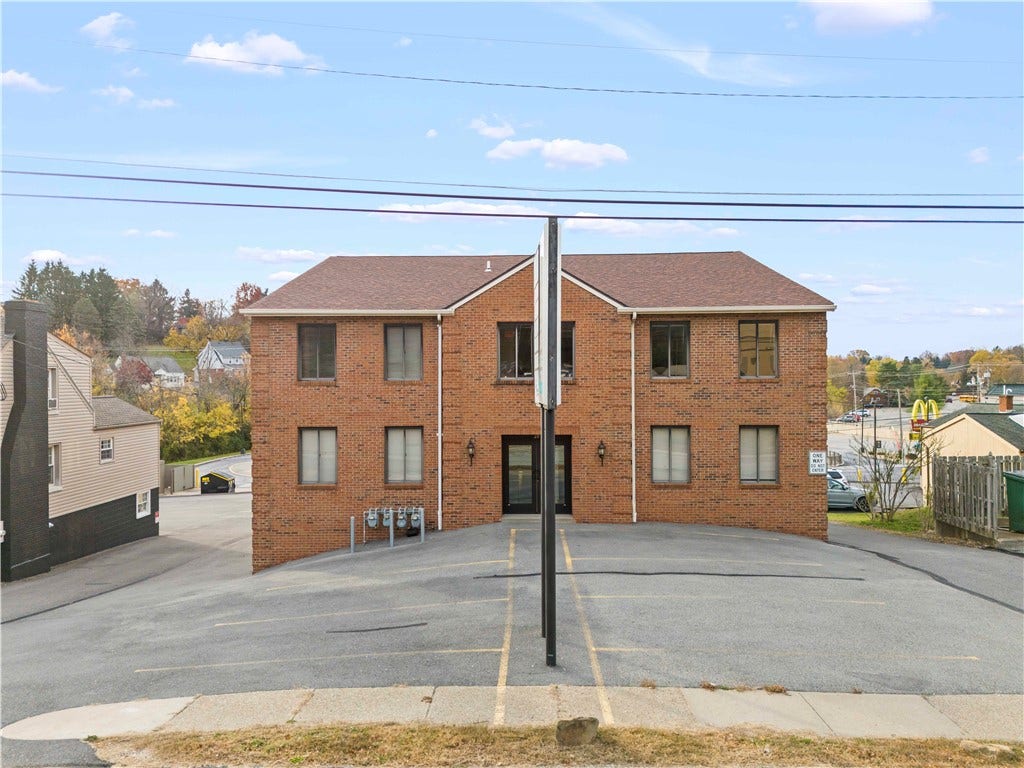20 Donati Road, Bethel Park, PA 15241
