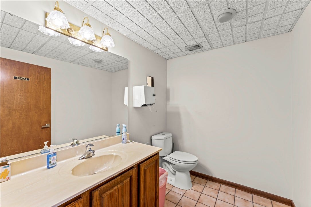 20 Donati Road, Bethel Park, PA 15241