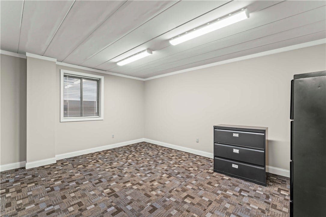 20 Donati Road, Bethel Park, PA 15241