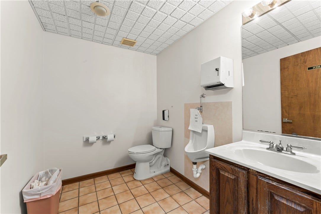 20 Donati Road, Bethel Park, PA 15241