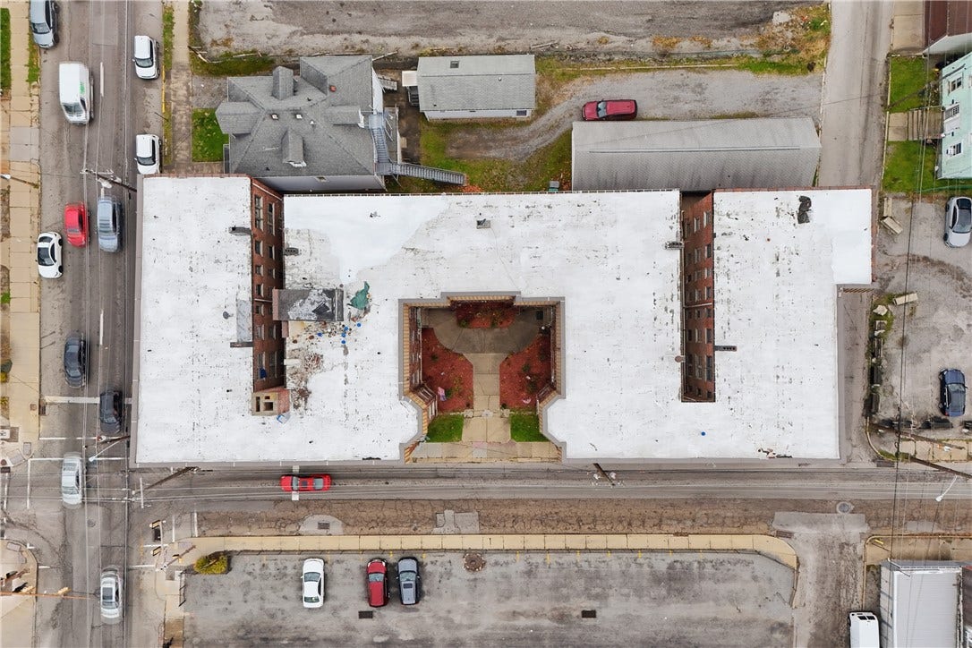 325 W Jefferson St, Butler, PA 16001