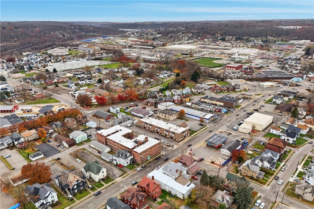 325 W Jefferson St, Butler, PA 16001