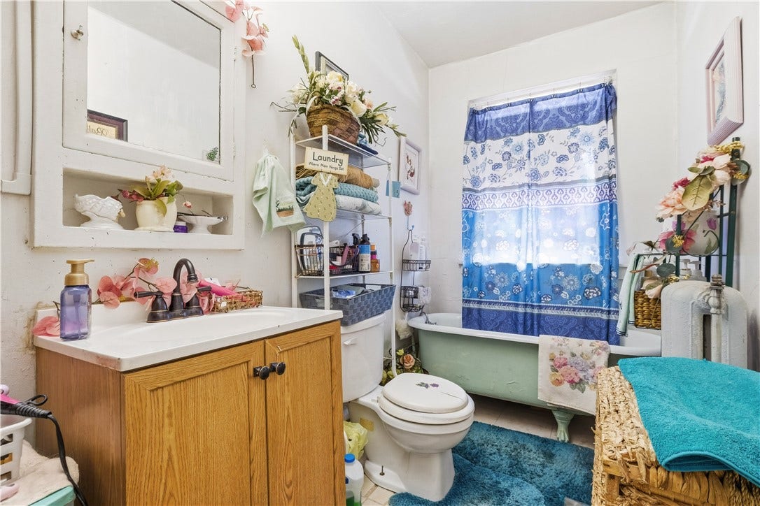 325 W Jefferson St, Butler, PA 16001