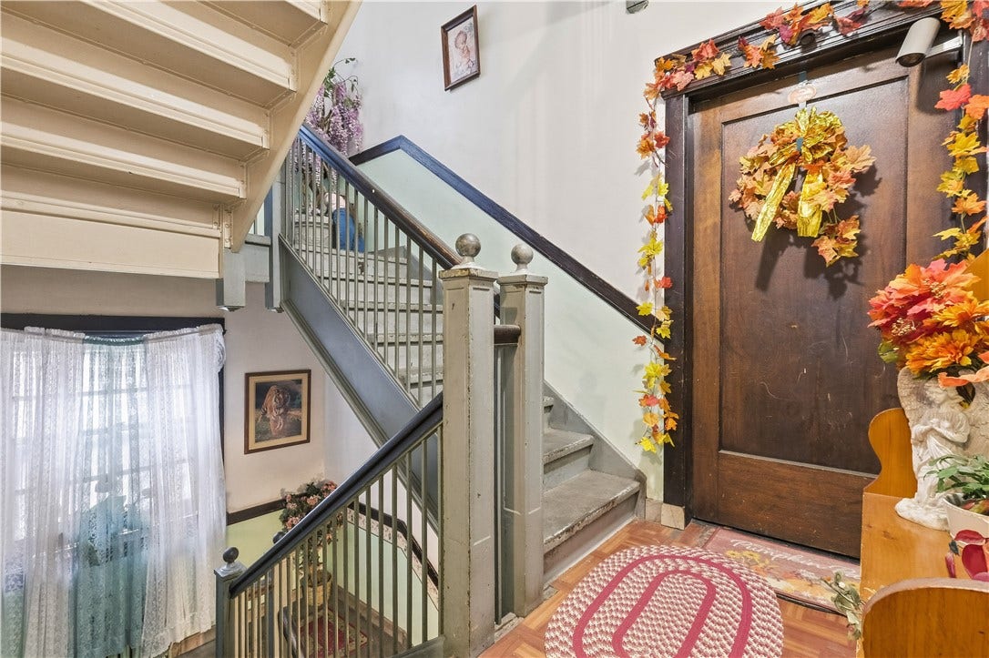 325 W Jefferson St, Butler, PA 16001