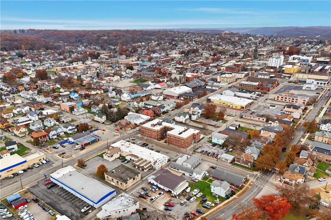325 W Jefferson St, Butler, PA 16001