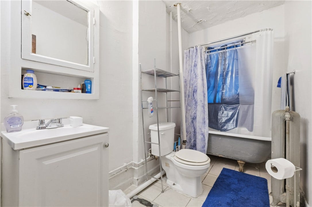 325 W Jefferson St, Butler, PA 16001