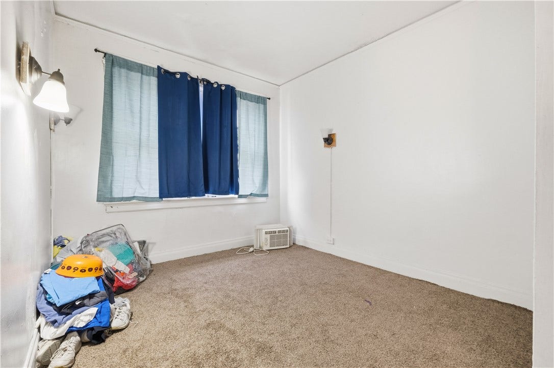 325 W Jefferson St, Butler, PA 16001
