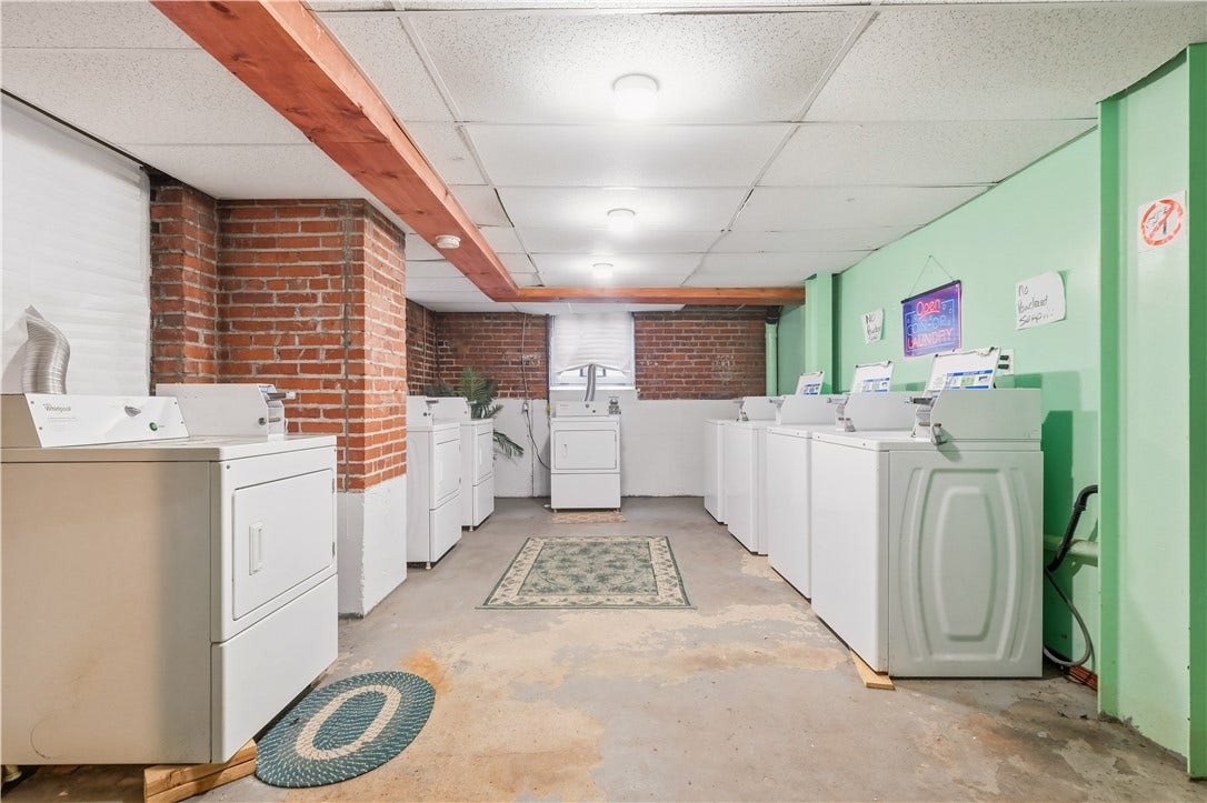 325 W Jefferson St, Butler, PA 16001