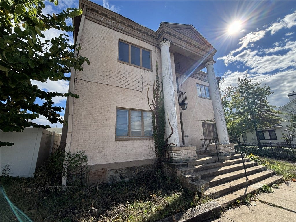 409 Depot St, Latrobe, PA 15650