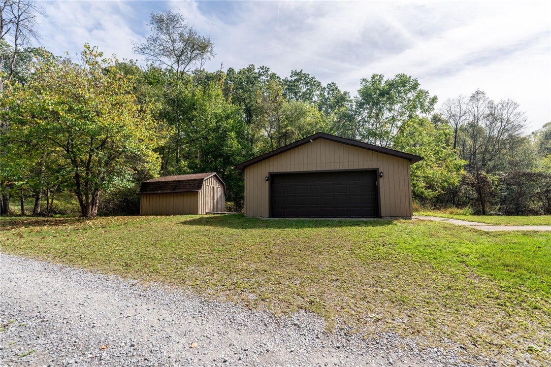 199 Anglers Rest Lane, Utica, PA 16362