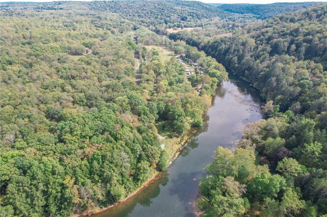 199 Anglers Rest Lane, Utica, PA 16362