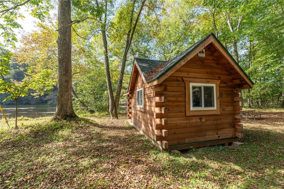 199 Anglers Rest Lane, Utica, PA 16362
